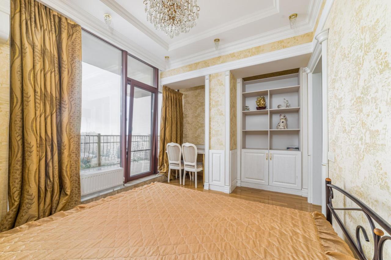 Gefest 2-Bedrooms Apartment With Terrace Odesa Exterior foto